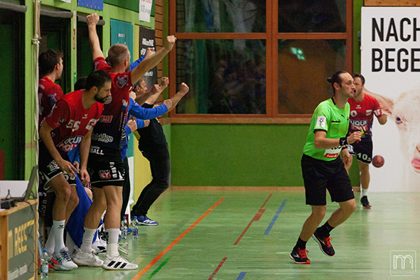 img-8532small.jpg